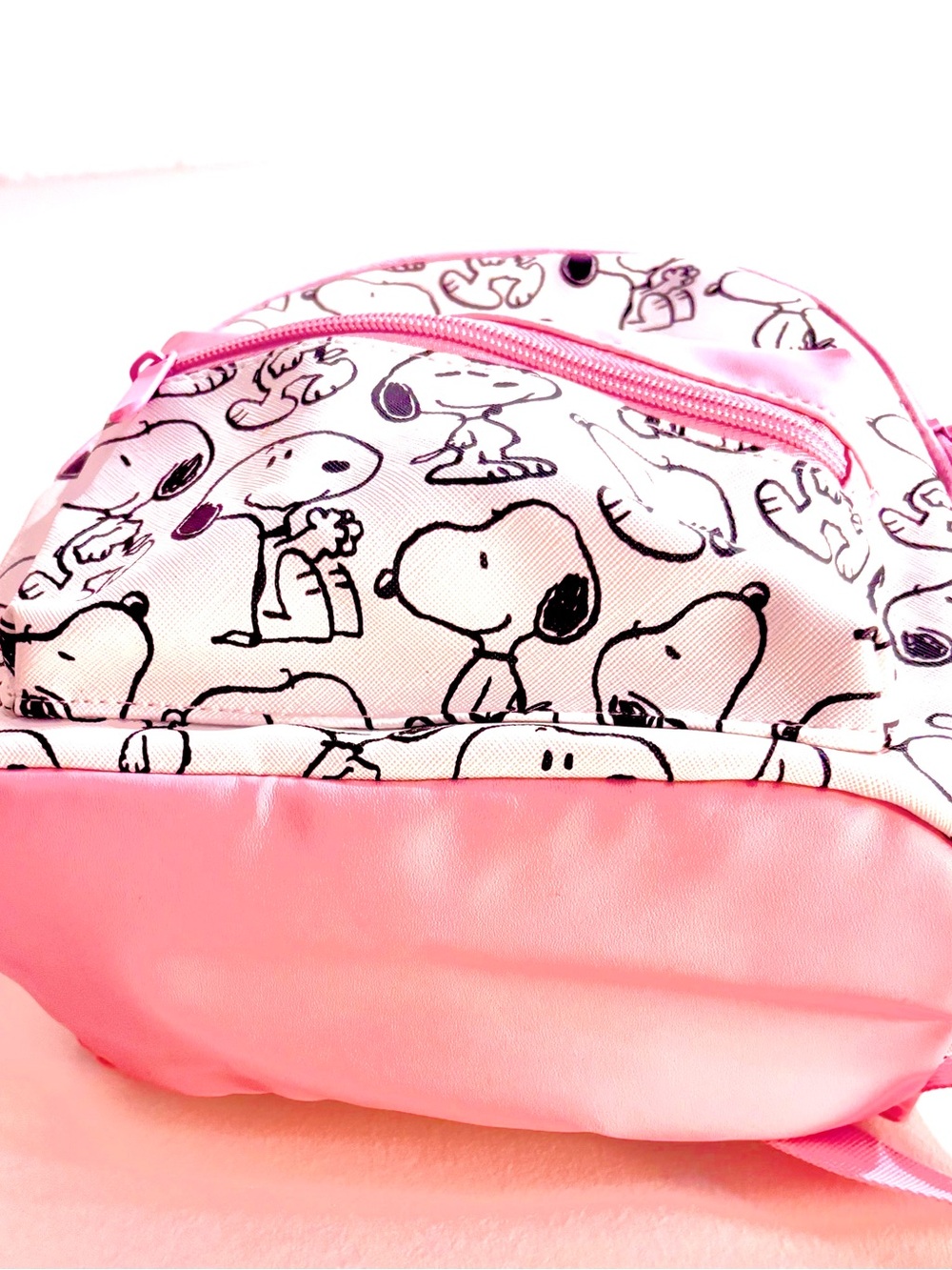 Hard to find Pink and white Snoopy All Over Small Backpack Brand New - Picture 3 of 10